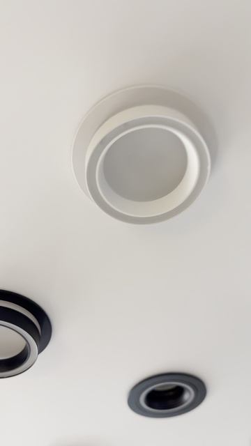 Светильник встраиваемый с акрилом Белый