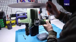 В России создали дрон-перехватчик «Болт».

Это дешевое по сравнению с классическими системами ПВО