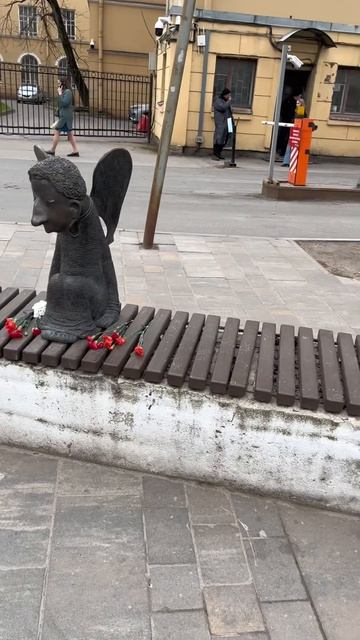 Погибшим от коронавируса медикам #память #открываюмир #спб #питер #локицияпитер