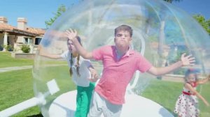 Настя и веселые приключения в прозрачном волшебном до