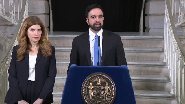 Мэр Зоран Мамдани заявляет, что город Нью-Йорк — бакрот! Бюджетный кризис после того,как леваки и де