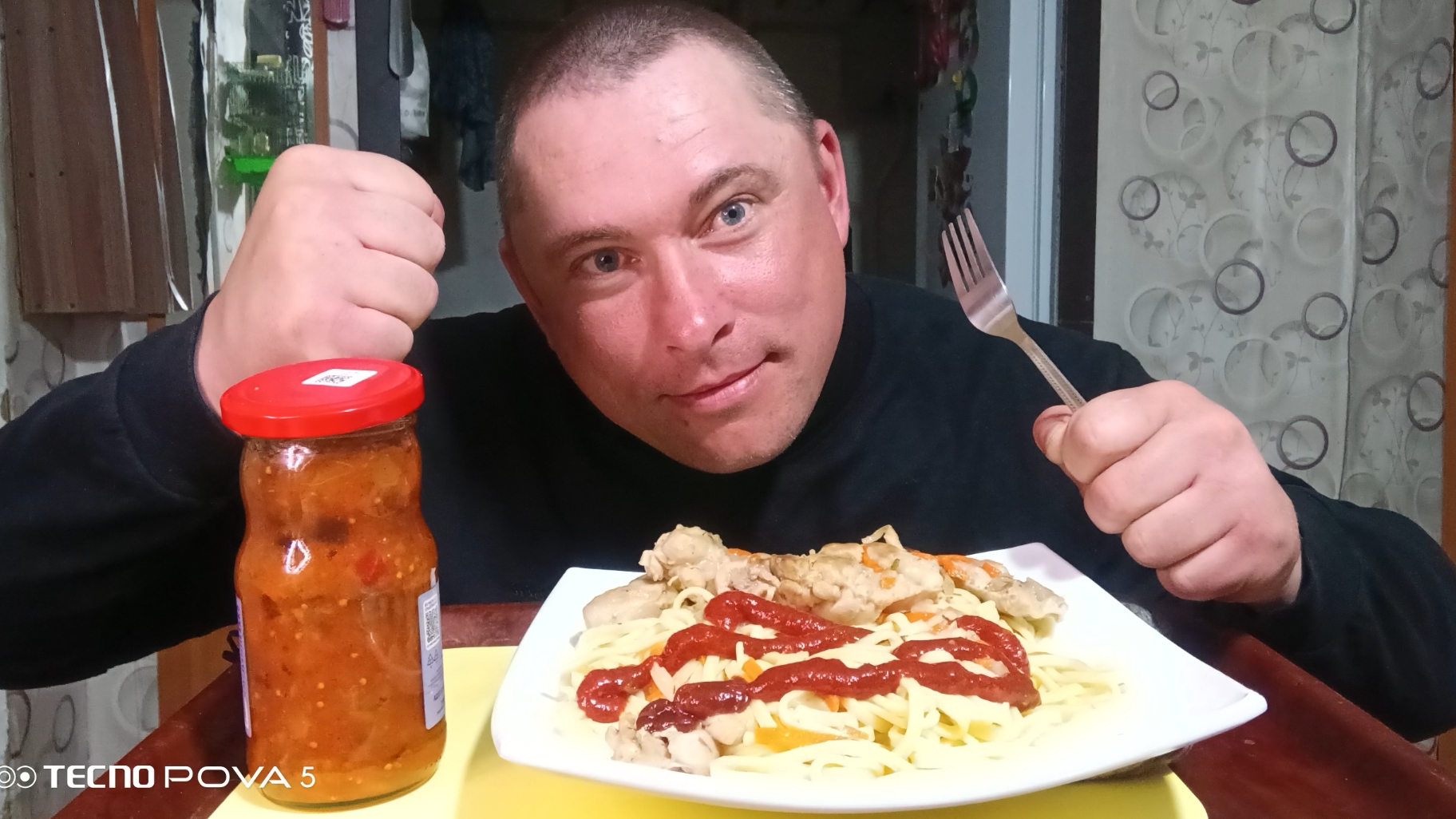 мукбангобжорычспагетти с курицей