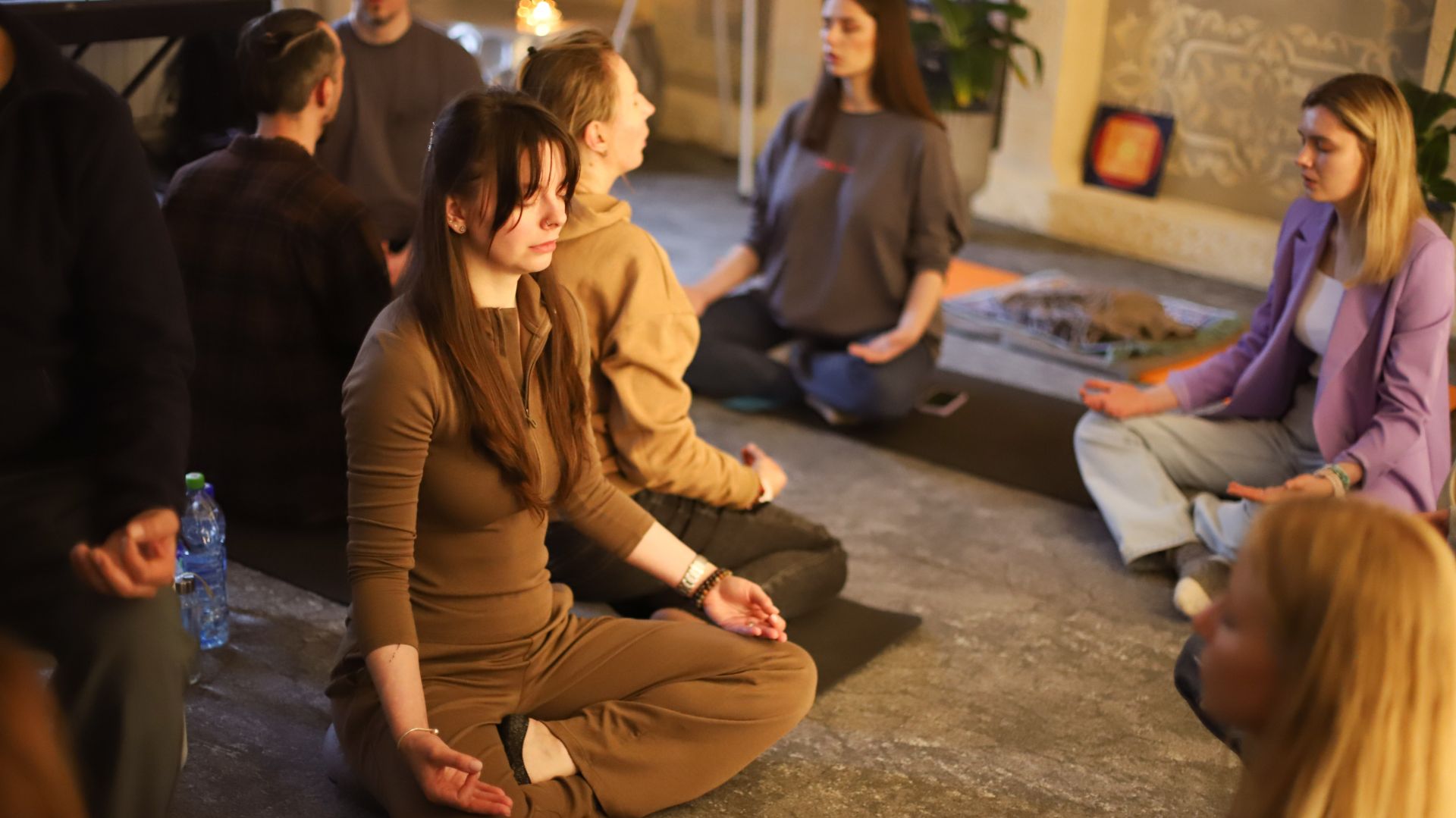 Практика Ом-чантинг 25 апреля 2026