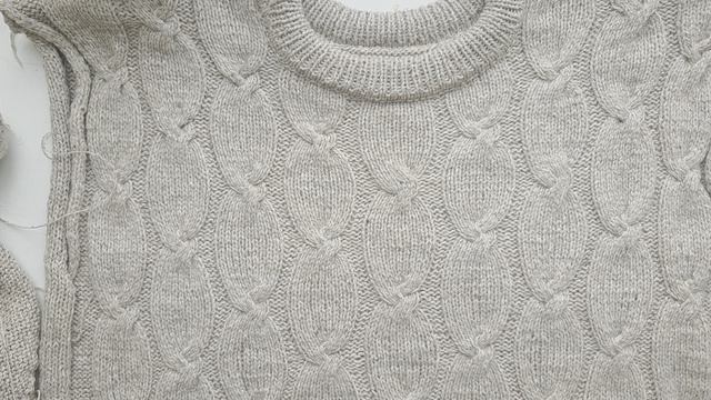 Джемперок и свитерок .Отчет за апрель.