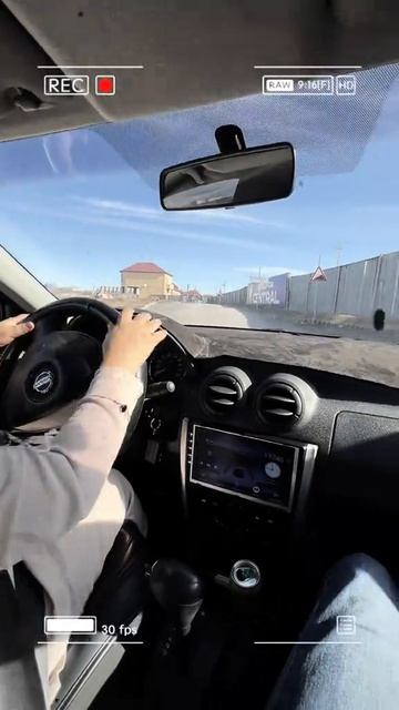 УЧУСЬ ЕЗДИТЬ ЗА РУЛЕМ МАШИНЕ В СВОИ 52 ГОДА.