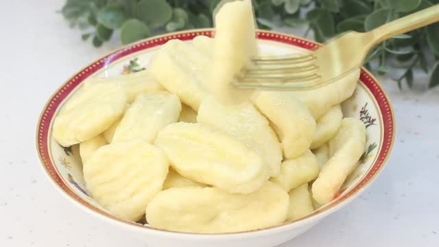 Ленивые вареники с творогом на завтрак. Простой и вкусный рецепт!