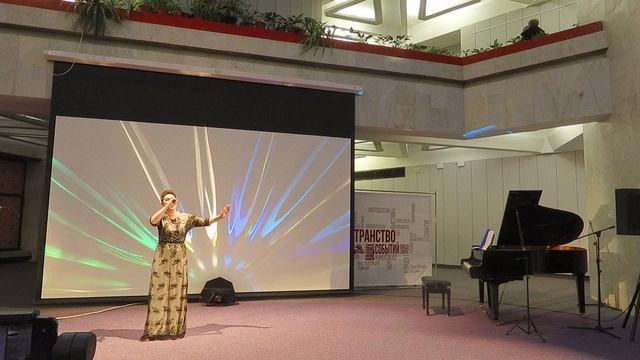 Звёздный вальс. (А. Бабаев, В. Харитонов) Исполняет Нэлли Семёнкина