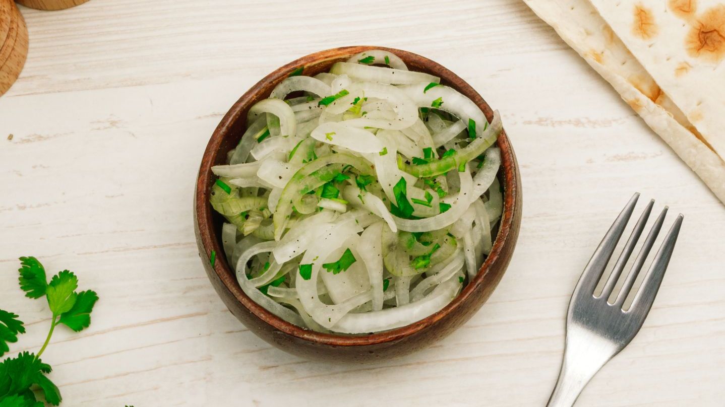 Маринованный лук по-кавказски