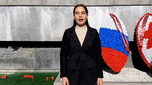 Александр Прокофьев. Великий день   читает  Матлуба Розибаева