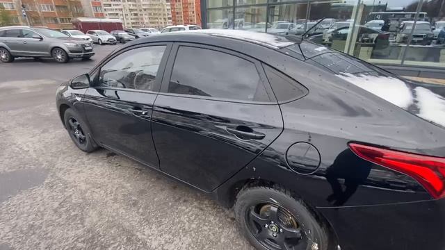 Продается HYUNDAI Solaris /Авто с пробегом