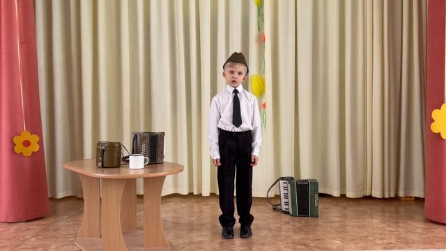Жуков Дима 7 лет. Стихотворение Дружба народов. Ольга Разуваева