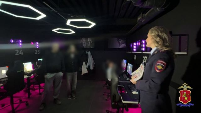 Владимирские полицейские и студенты провели профилактические мероприятия в компьютерных клубах