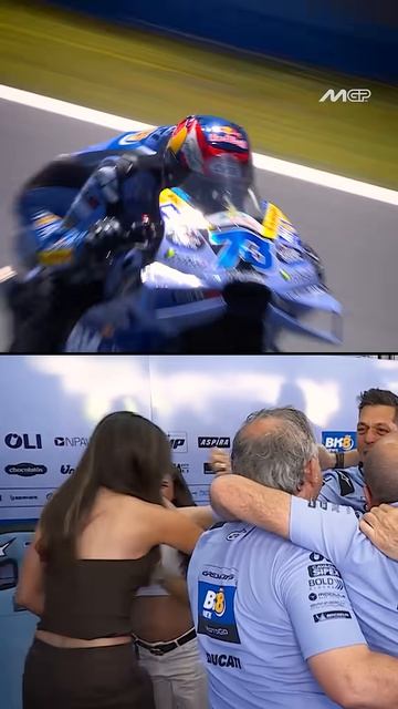 Как семья и команда Алекса Маркеса переживали его победу в боксах! 😬