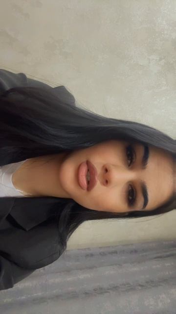 Анна Ахматова. Отодвинув мечты и устав от идей  — читает  Аманова Анастасия