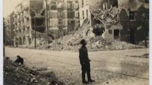 81 год назад - Советские воины водрузили Знамя Победы над рейхстагом в Берлине