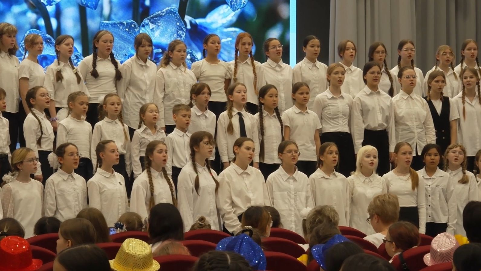 Время местное. Эфир:29-04-2026 - Поющий город