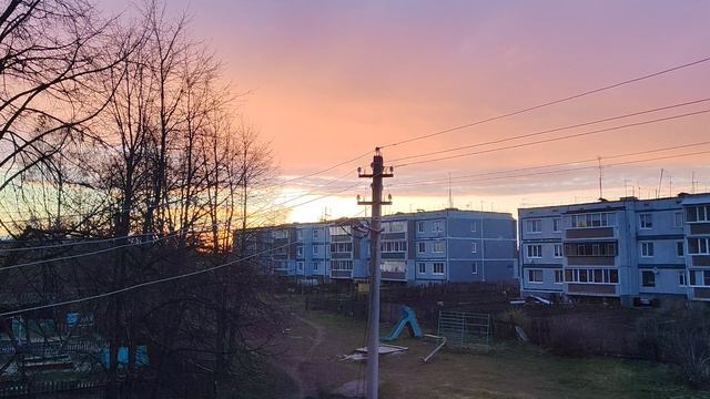 закат в деревне весной
