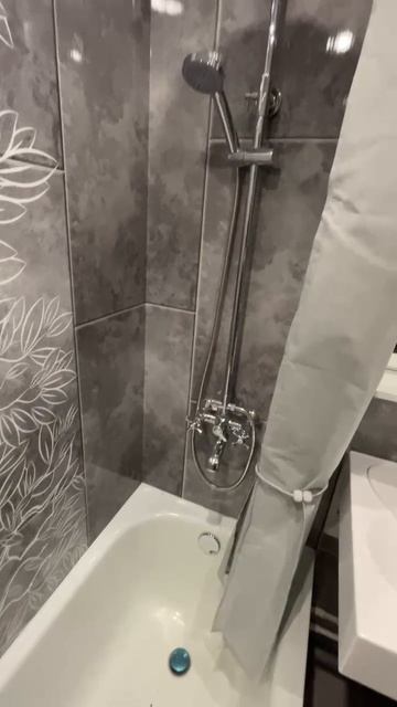 Ремонт ванной комнаты панелями ПВХ Отражение