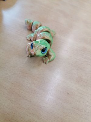 делаю миниатюру для мини ящерицы