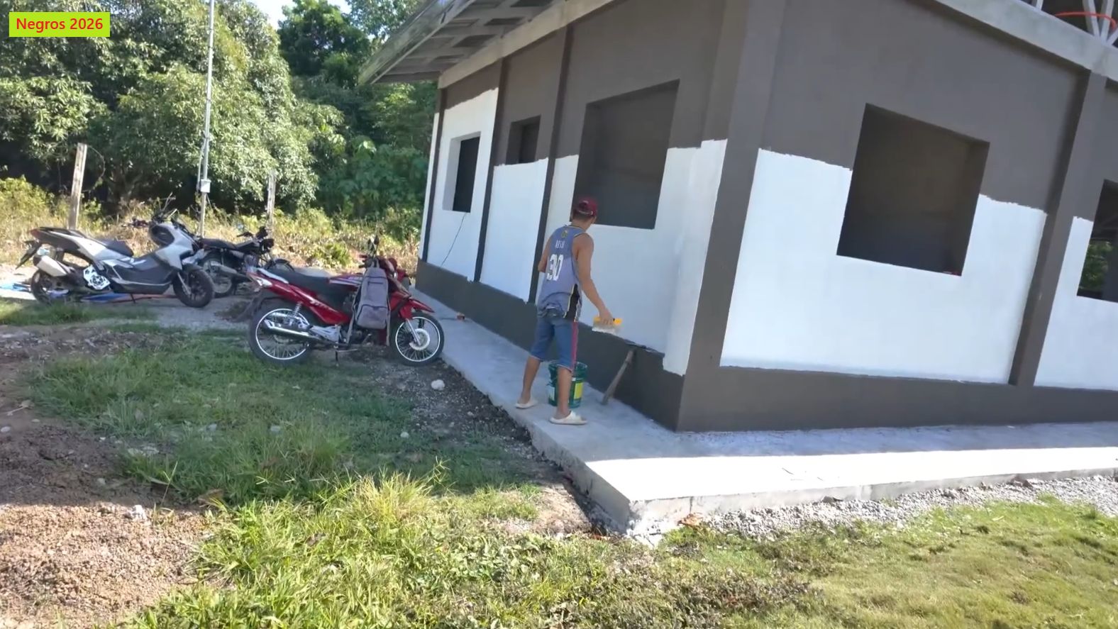 Filipina на русском. Чужая стройка плюс дом. Готовимся заливать полы.