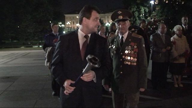 Поездка Ветеранов ВОВ к Вечному Огню, Москва Александровский Сад.