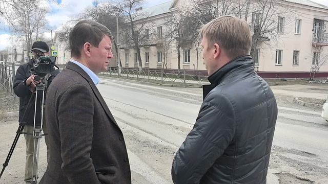 Николай Матвеев и Сергей Еремин о дорожной проблеме в Назарово смотреть онлайн