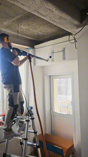 установка внутреннего блока кондиционера бутербродом монтажкондиционера нск алмазнаядрель