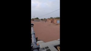 Совместное патрулирование солдат АК и ФАМа в г. Менака в ночь на 29 апреля 2026 года.