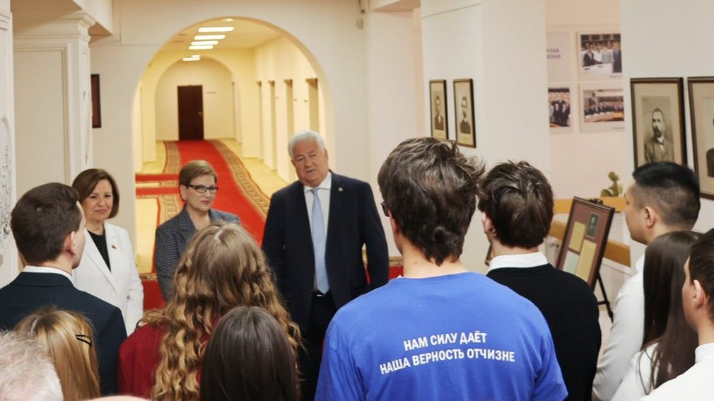 Выставка к 120-летию российского парламентаризма