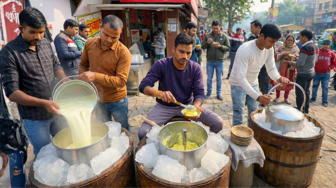 Всемирно известный индийский процесс приготовления Кулфи  Традиционное мороженое  Уличная еда Индии