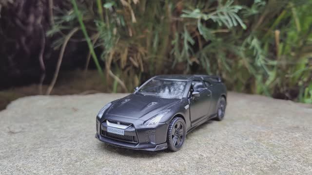 Модель Nissan GT-R R 35 от  Mobicaro