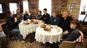 «Моя большая семья»: показательный семейный ансамбль Казанцевых