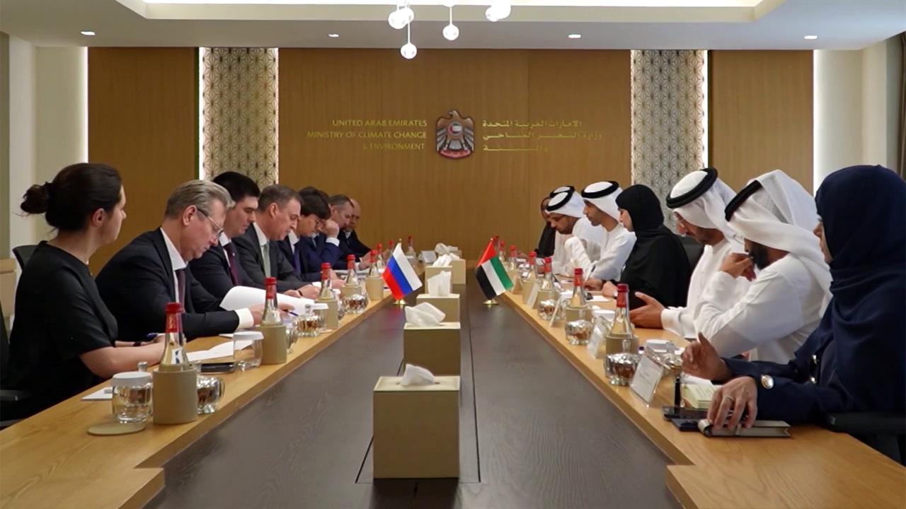 Новые возможности для развития сотрудничества РФ и ОАЭ обсуждали в Абу-Даби