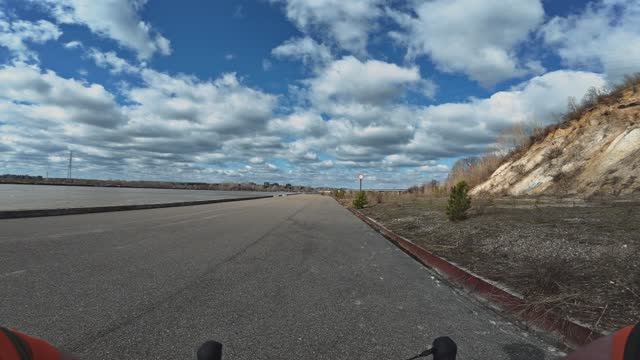 Шоссейные покатушки и очередная неудачная рыбалка в паводок