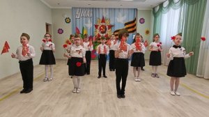 Песня «Этот славный день Победы»,музыка М.В. Басовой,исполняют воспитанники МБДОУ №37 ПКГО.mp4