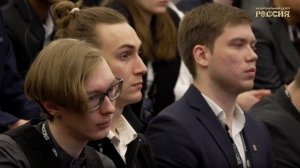 Команда из агентов нейросети на старте карьеры — Максим Орешкин о возможностях молодежи