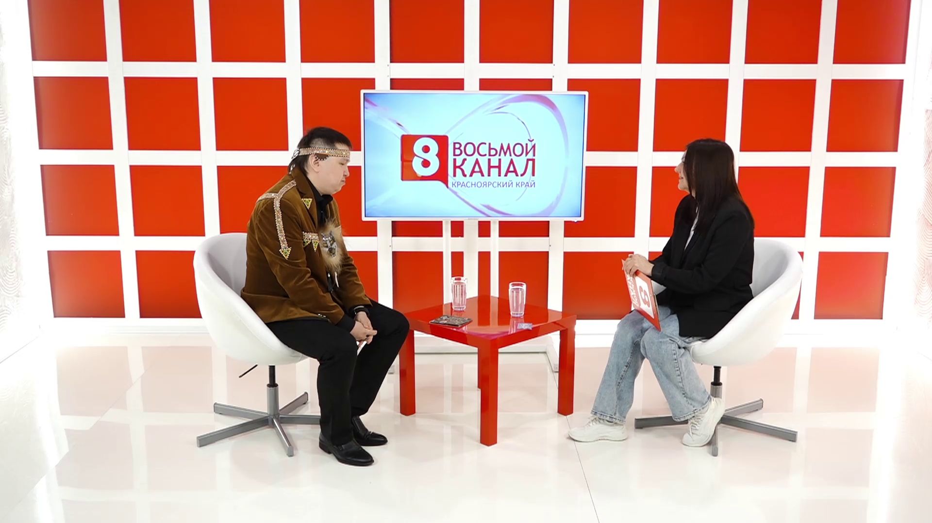 Интервью на 8 канале. Марина Левочко Максим Дженкоуль.