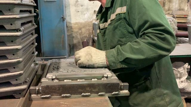 СБОРКА ТОПОЧНОЙ ДВЕРКИ. ЛИТЕЙНОЕ ПРОИЗВОДСТВО | БЕЖЕЦКОЕ ЛИТЬЁ