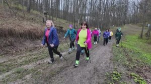 Соревнования по северной ходьбе прошли в СОК «Белогорье» по инициативе волонтёров ОЭМК