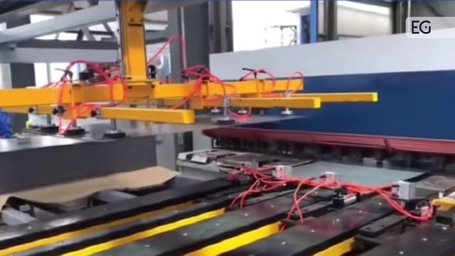 Гильотина с автоподачей QC12Y4-3200/A