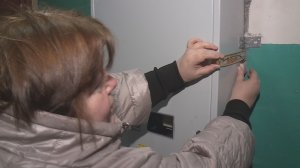 Жители дома по улице Великанова недовольны установкой новых электрических ящиков