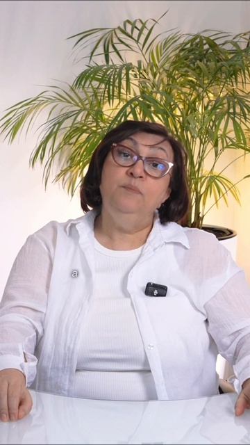 Увидели такие пятна на коже? Это псориаз. Смотри лекцию в шапке 