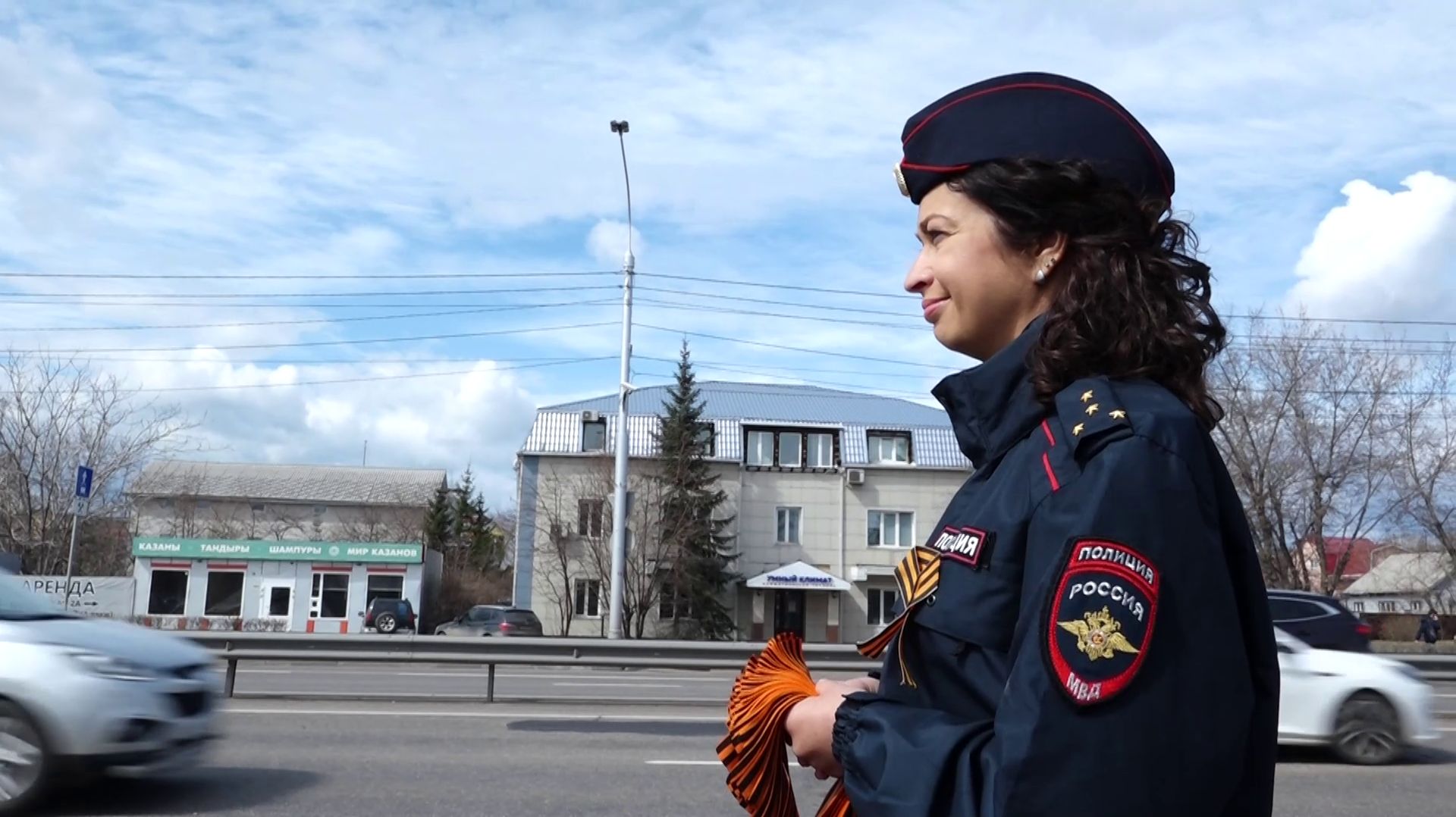 ГОСАВТОИНСПЕКТОРЫ ПРИСОЕДИНИЛИСЬ К АКЦИИ «ГЕОРГИЕВСКАЯ ЛЕНТА»