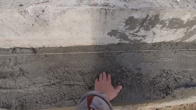 Подготовка фундамента под кирпичный цоколь