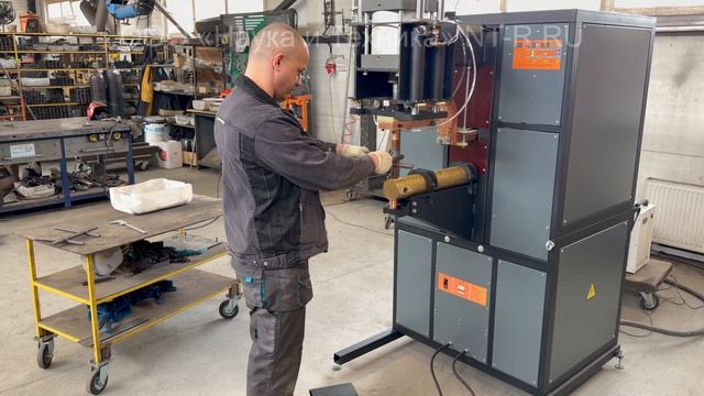 Универсальная машина контактной сварки МТ-292