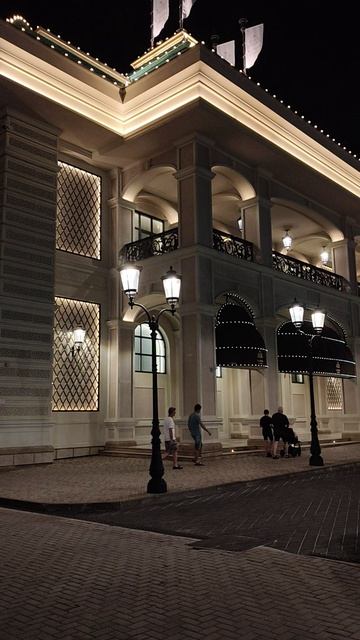 Крутая машина 🚘