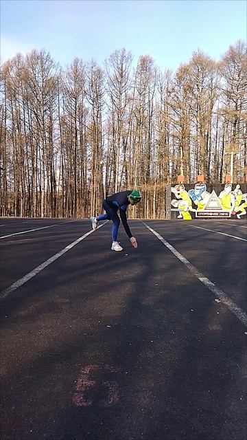 Наклон на ноге вниз