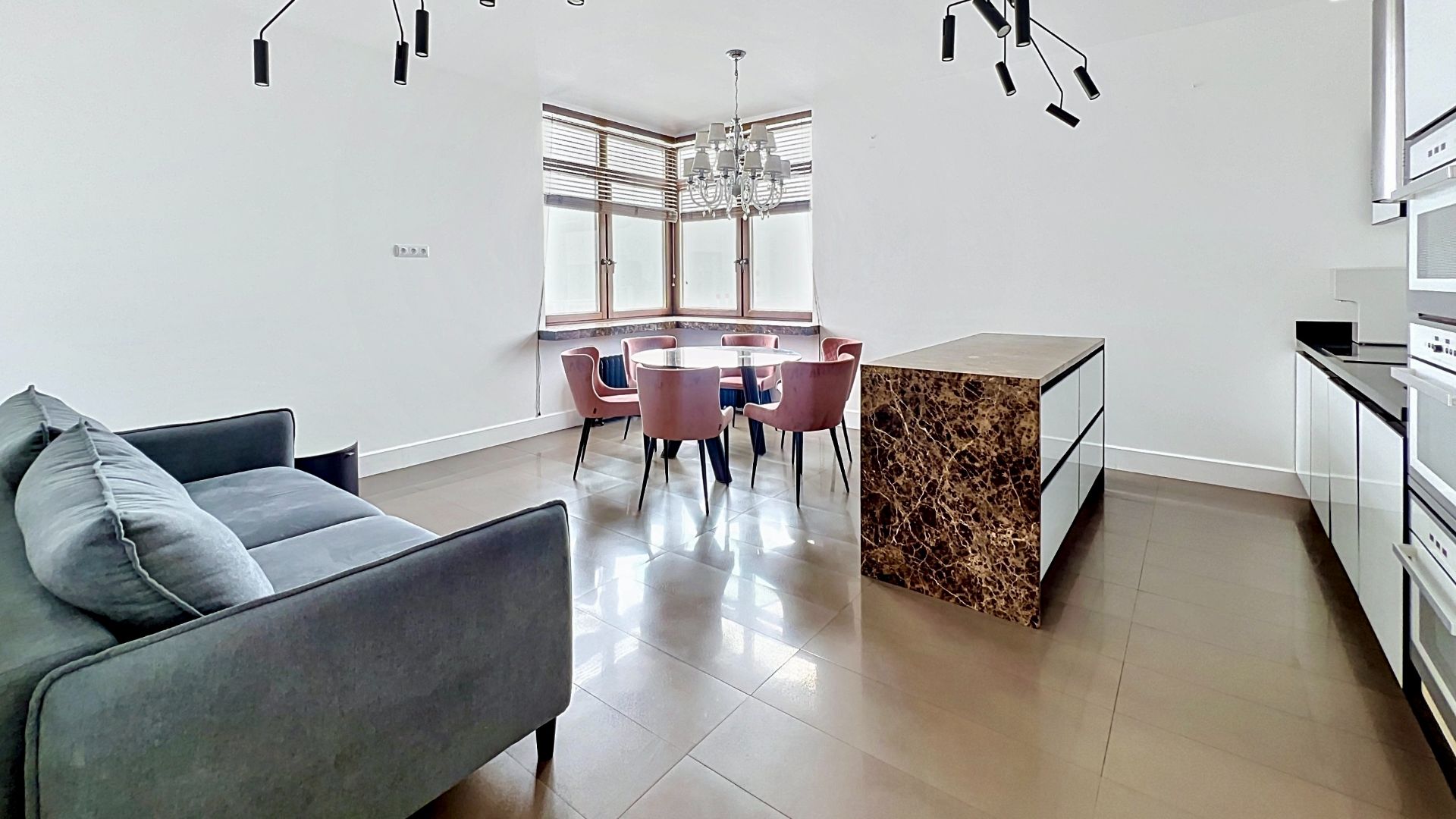 Семейный пентхаус с террасой! Аренда 5-комнатного пентхауса, 210 м² (ID 47724)