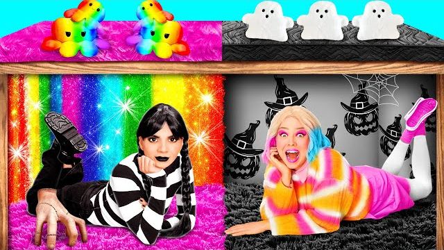 Секретные Домики под Кроватью с Уэнсдей Аддамс  Смешные Моменты