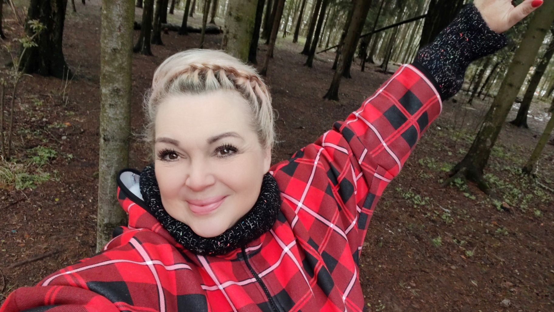 И В ДОЖДЬ И В ЗНОЙ... ИДЁМ ГУЛЯТЬ СО МНОЙ!